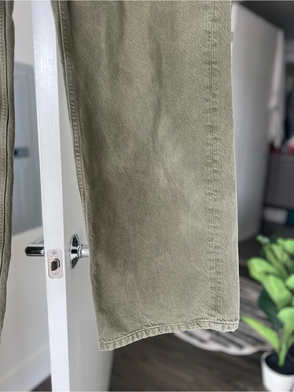 We the Free Palmer Wide Leg Baggy Loose Fit Denim Jeans Army Green Size 27